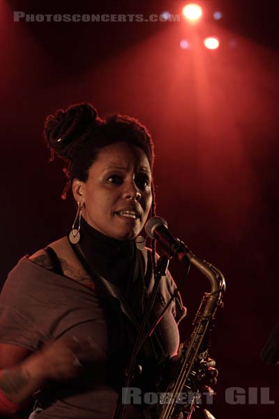 MATANA ROBERTS - 2012-11-18 - PARIS - La Maroquinerie - 